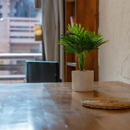 아파트 Montets Furnished Flat